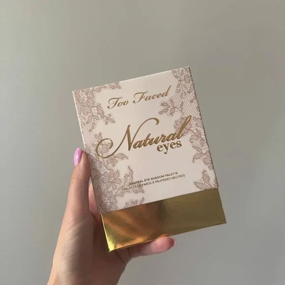 Too Faced Natural Eyes Neutral EyeShadow Palette - Picture 5 of 7